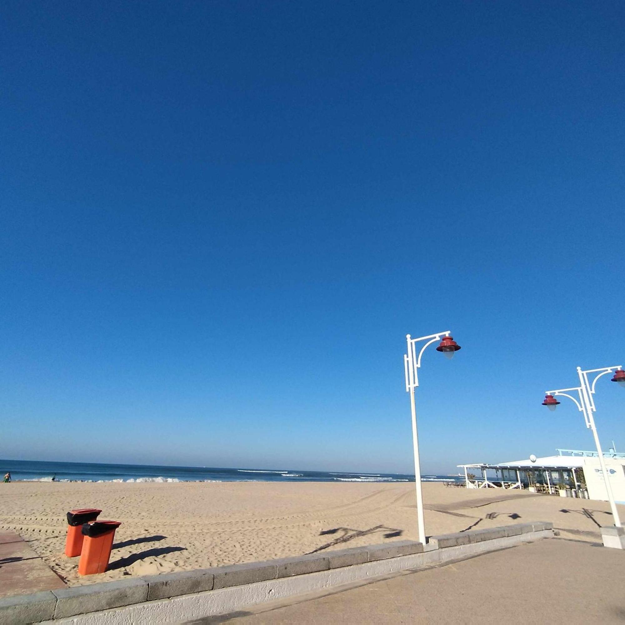 Encantador Apartamento Frente A La Playa Victoria Apartment Cadiz Ngoại thất bức ảnh